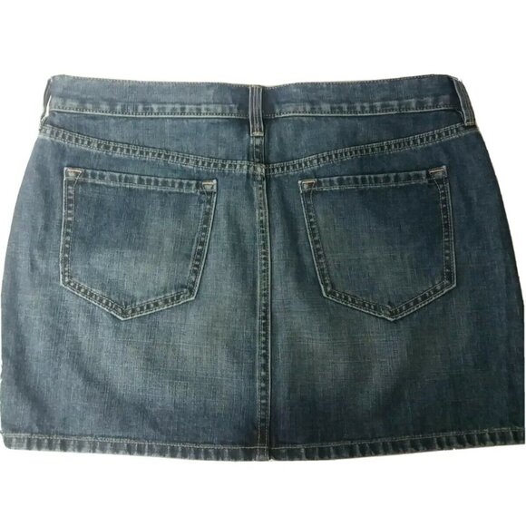 Preppy Old Navy Mini Blue Denim Skirt Size 8 Short Summer Beach Vacation Casual - Picture 2 of 9